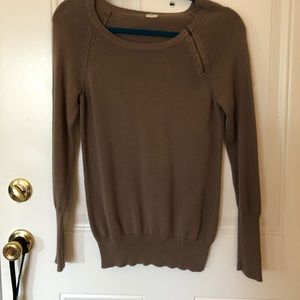 Beige J. Crew sweater w zipper detail